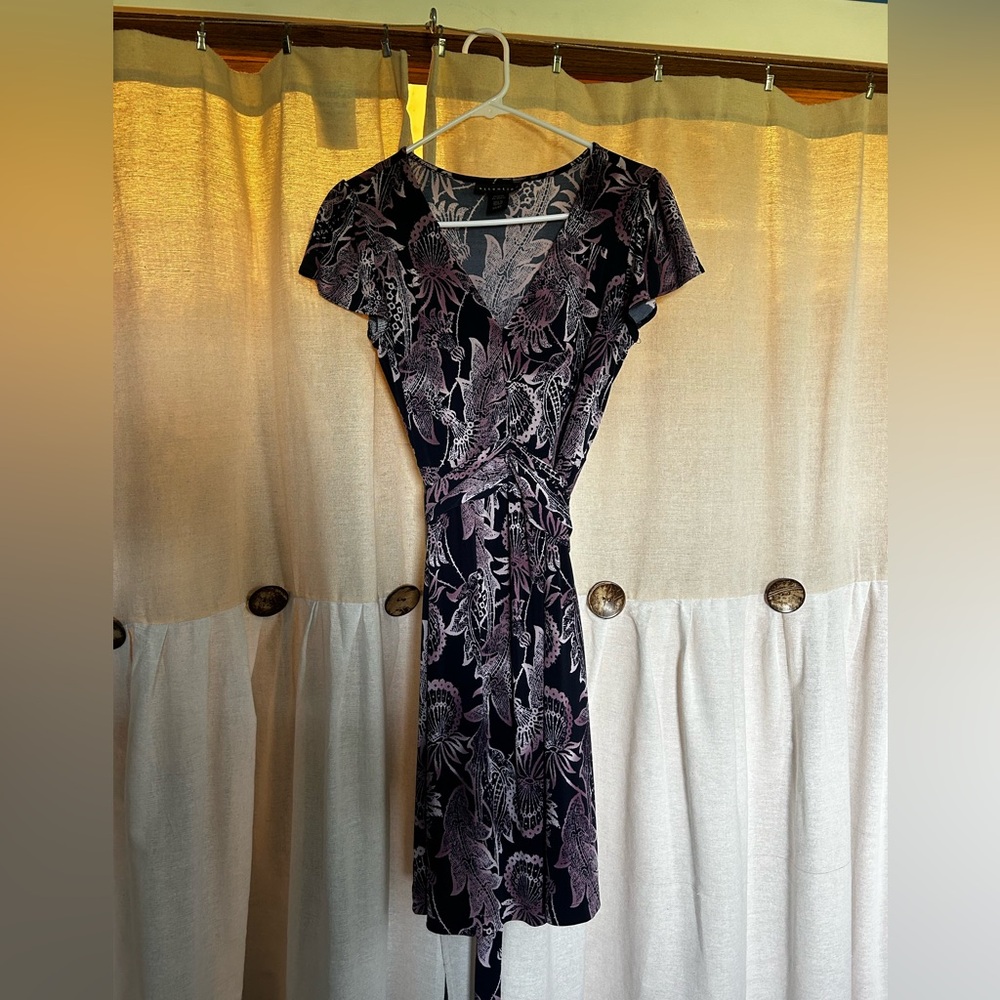 Attention dress. Size XS. Tie in the back. Stretchy, comfy